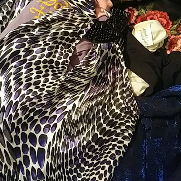 Black/white/purple halter top - Picture 5 of 7